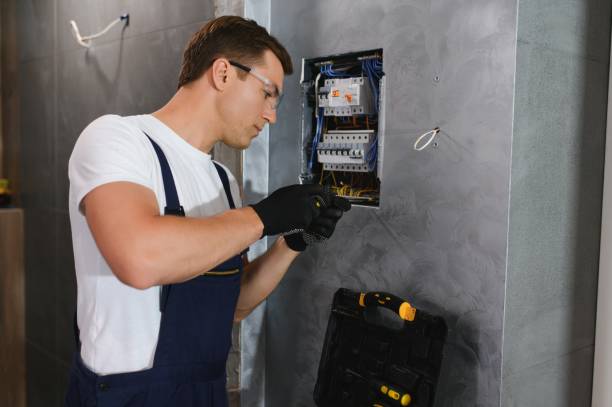 Best Circuit Breaker Repair  in New York Mills, MN