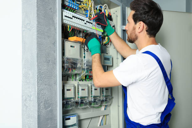 Best Circuit Breaker Repair  in New York Mills, MN